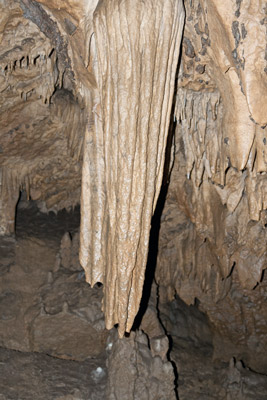 Stalaktiten in der Comarnic-Höhle