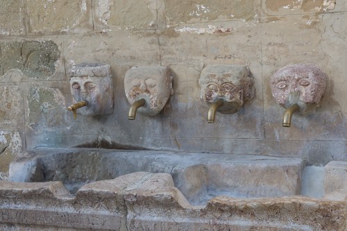 Ein Brunnen in Grazalema