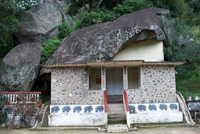 Tempel unterhalb von Ella