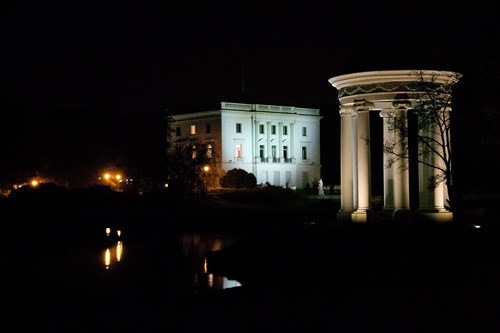 Haus in Dölitz canon 15-85mm bei iso 12800 entrauscht